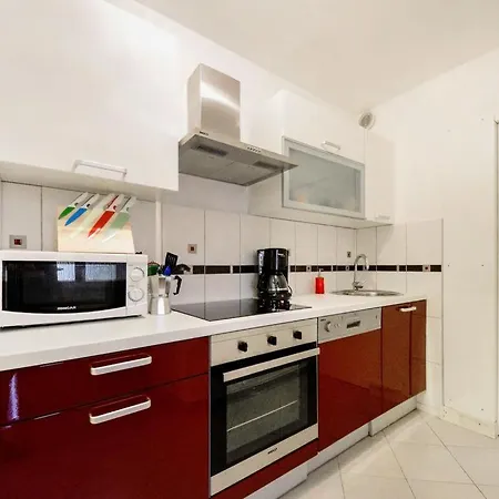 Anita Apartman *